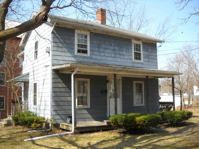 Building photograph for 21 MILL ST